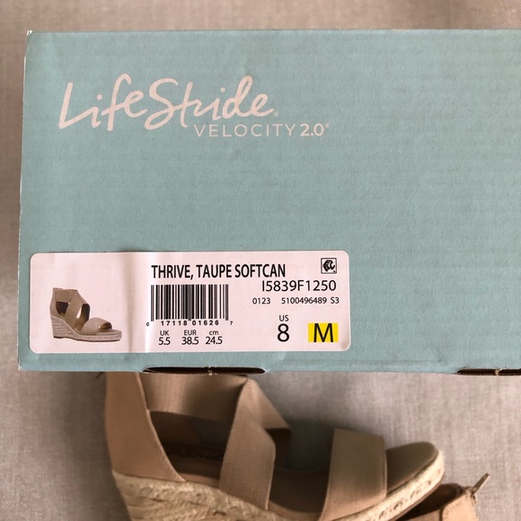 LifeStride Womens Thrive Strappy Espadrille Wedge Sandal, Taupe, 8 US - Picture 4 of 14